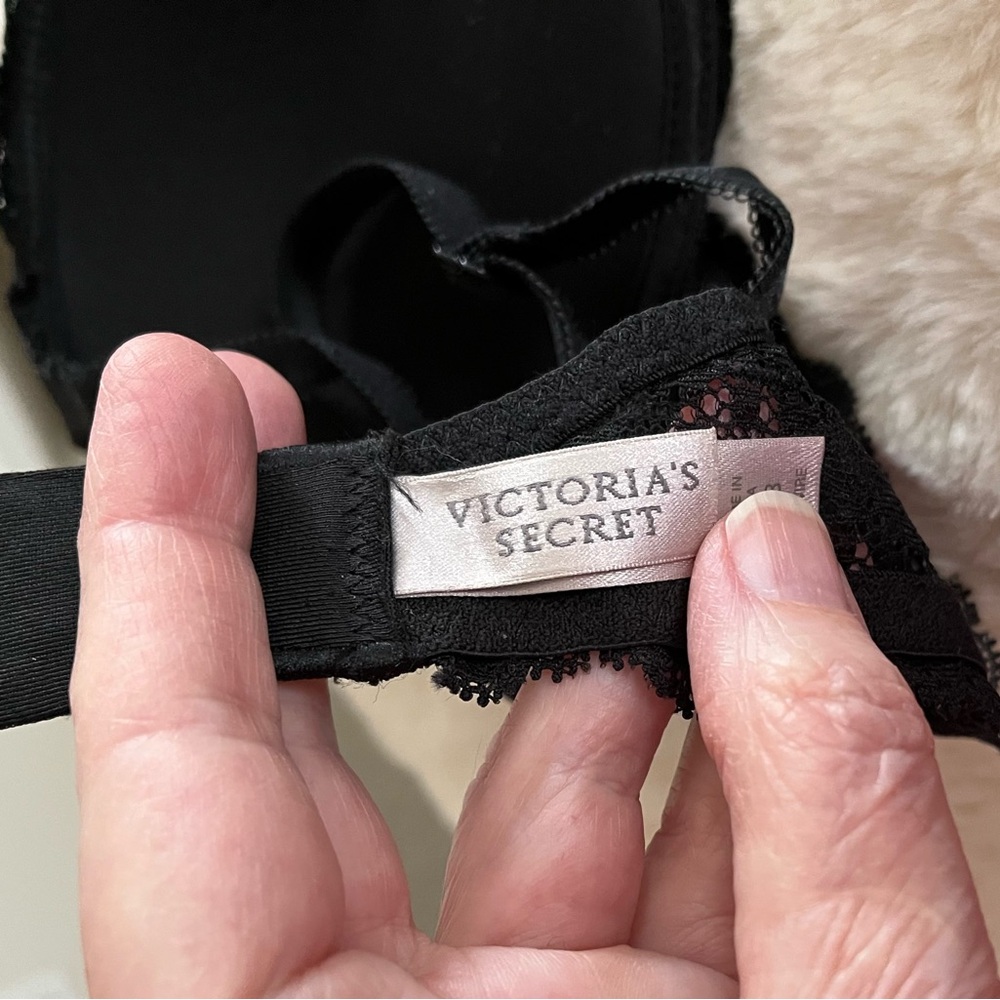 Victoria's Secret Black Lace Trim Padded Bra 34B - Picture 3 of 13
